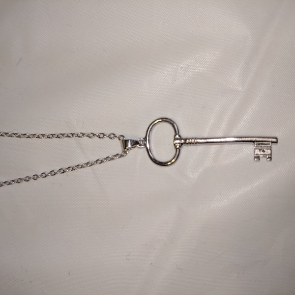 Key necklace - Picture 1 of 2